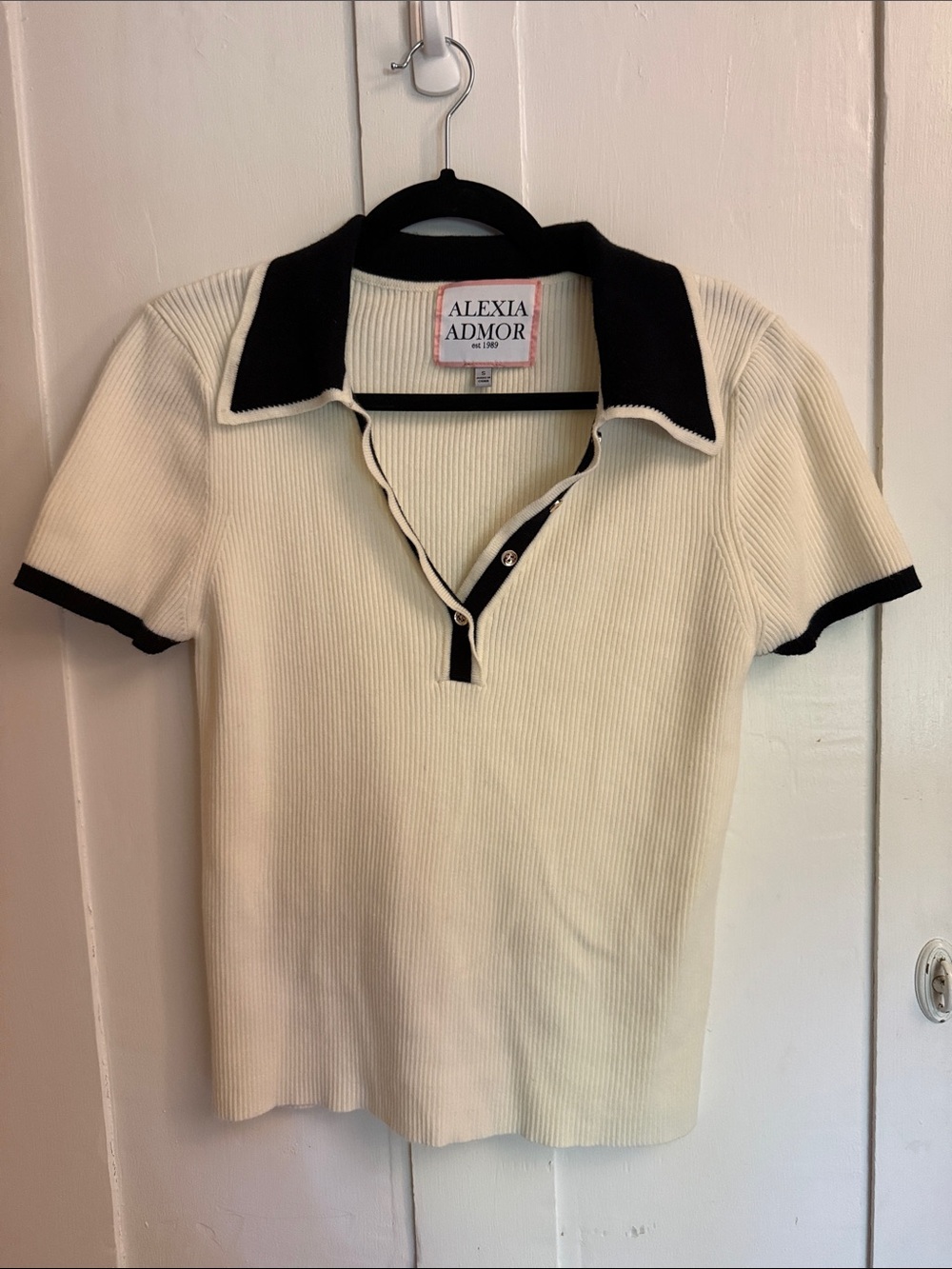 Alexia Admor Diaria Cream Polo Knit Top with Black Trim